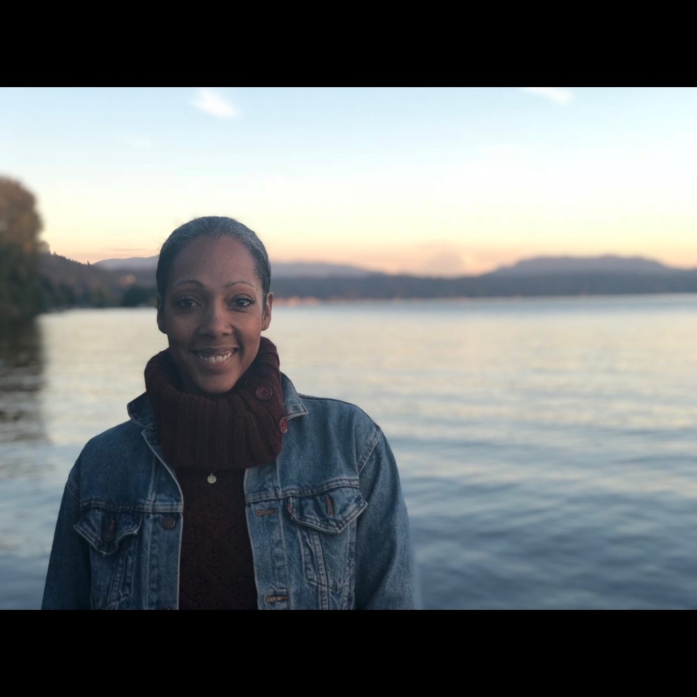 Meet your Posher, Anthea